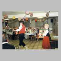 080-2227 12. Treffen vom 5.-7. September 1997 in Loehne - Die -Kalletaler-, Stimmungsmusikanten mit volkstuemlichen Melodien.JPG